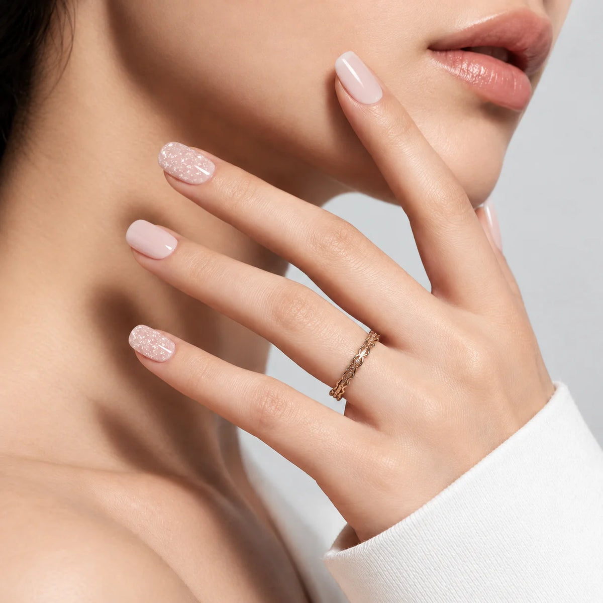 White French Press-On Nails – Short Squoval Glossy Nails 24Pcs